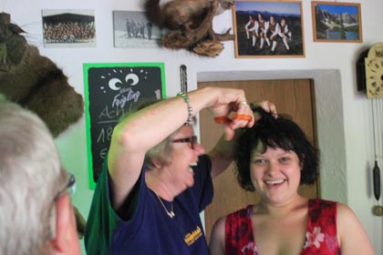 Frisoeresalon in der Bar01