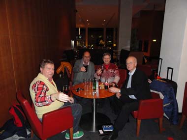 1_DK-treffen Fans im Hilton Copenhagen01