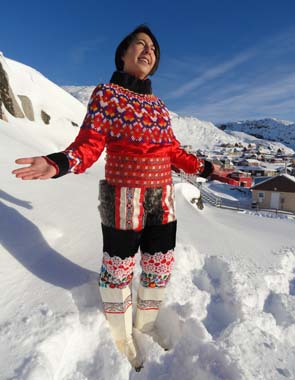3-Greenland Tracht01